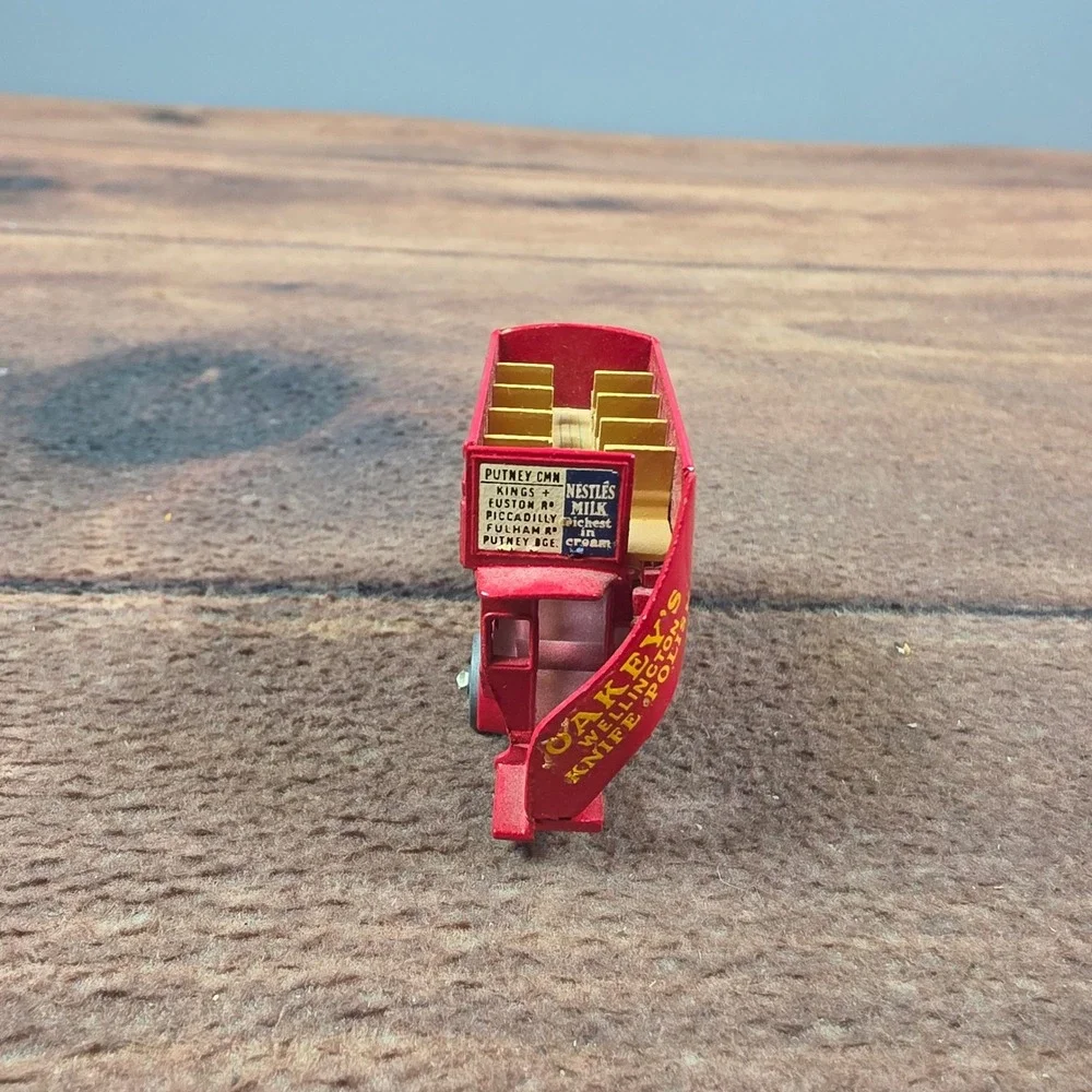 Matchbox Models of Yesteryear No 2 B-Type Bus Red Good Dewar's Lesney Vintage
